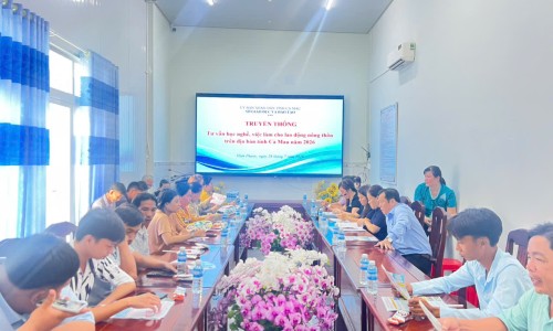 Trung Tâm Dịch Vụ Việc Làm Tỉnh Cà Mau Phối Hợp Tổ Chức Tuyên Truyền, Tư Vấn Học Nghề, Việc Làm Cho Lao Động Nông Thôn