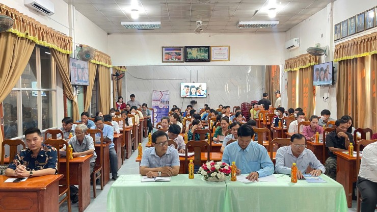 Tuyên truyền tư vấn, giới thiệu việc làm trực tiếp cho người lao động xã Trần Hợi huyện Trần Văn Thời