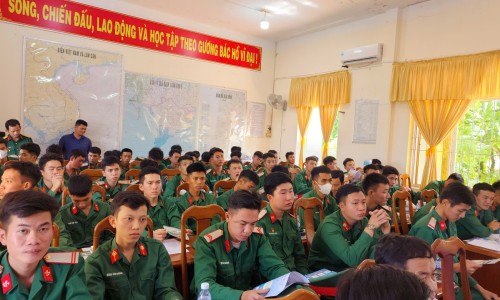 Tư vấn, giới thiệu việc làm cho bộ đội xuất ngũ năm 2025
