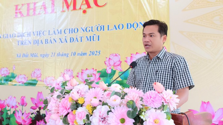 PHIÊN GIAO DỊCH VIỆC LÀM TẠI XÃ ĐẤT MŨI NĂM 2025