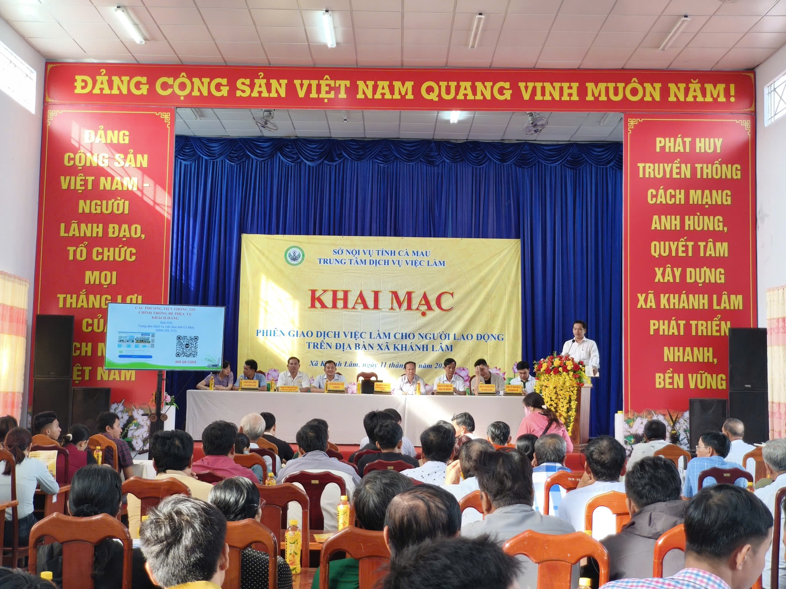 a Vũ phát biểu