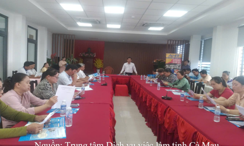 Tư vấn, giới thiệu việc làm và tập huấn cộng tác viên tại xã Long Điền
