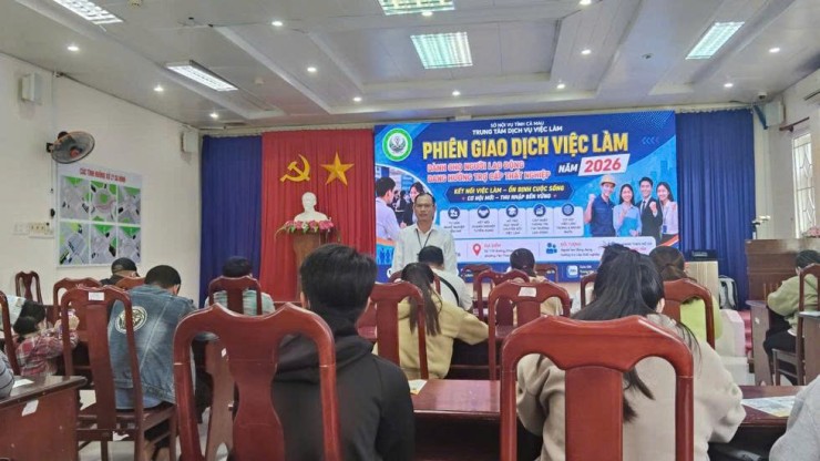 Tổ chức Phiên giao dịch việc làm dành cho người lao động hưởng bảo hiểm thất nghiệp