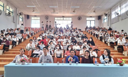 Triển khai nhiều chương trình tham gia đi làm việc nước ngoài cho sinh viên Trường Cao đẳng Y tế Cà Mau