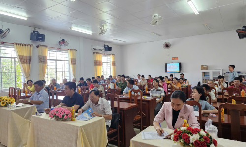 Tuyên truyền, tư vấn, giới thiệu việc làm trực tiếp cho người lao động trên 02 địa bàn xã Phong Lạc và Phong Điền huyện Trần Văn Thời