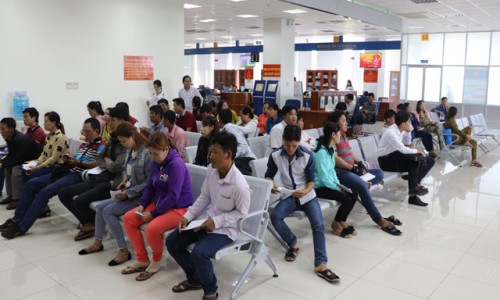 Trung tâm Dịch vụ việc làm tỉnh Cà Mau giải quyết kịp thời chính sách Bảo hiểm thất nghiệp cho người lao động