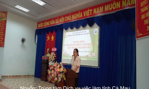 Tư vấn, định hướng cho học sinh, sinh viên đang theo học nghề tại Trường Cao đẳng nghề Việt Nam - Hàn Quốc Cà Mau