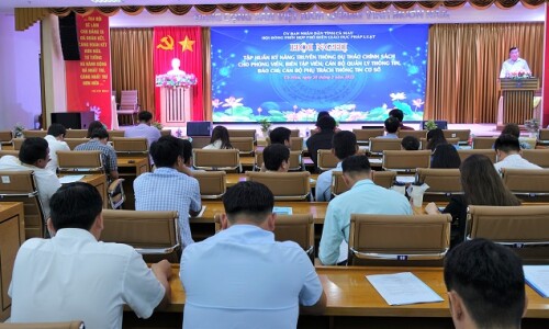 Tập huấn nâng cao kiến thức, kỹ năng truyền thông dự thảo chính sách trên địa bàn tỉnh Cà Mau