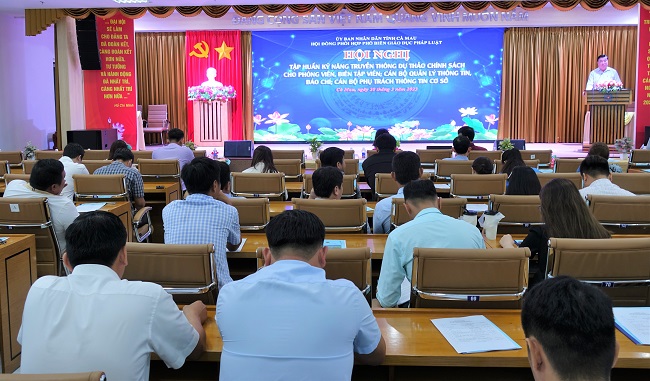 https://www.camau.gov.vn/wps/wcm/connect/cd6b820c-3cab-4a86-b5f5-6859a1c59a2a/1/DSC09279+%282%29.JPG?MOD=AJPERES&CVID=