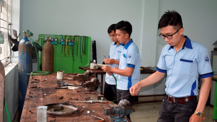 Tiếp tục đổi mới, phát triển và nâng cao chất lượng giáo dục nghề nghiệp đến năm 2030, tầm nhìn đến năm 2045