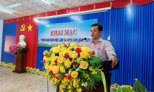 Phiên giao dịch việc làm tại xã Hồng Dân: Cầu nối giữa doanh nghiệp và người lao động
