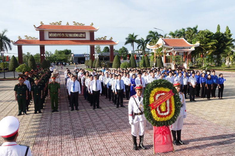 https://www.camau.gov.vn/wps/wcm/connect/83782c15-7ceb-4426-889c-ed8ea6c9fdff/2/6061.jpg?MOD=AJPERES&CVID=