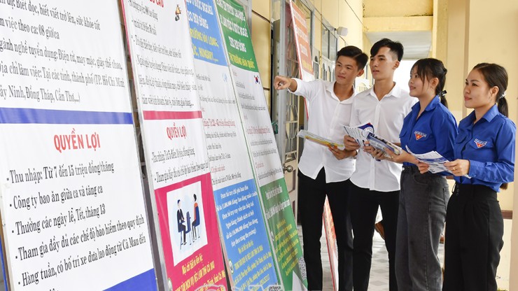 Đa dạng hoá hình thức tư vấn, kết nối việc làm