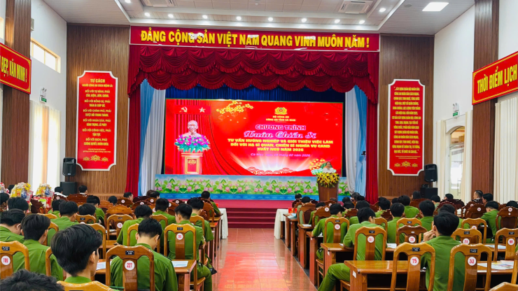 GẮN KẾT, SẺ CHIA TẠI CHƯƠNG TRÌNH “XUÂN CHIẾN SĨ”