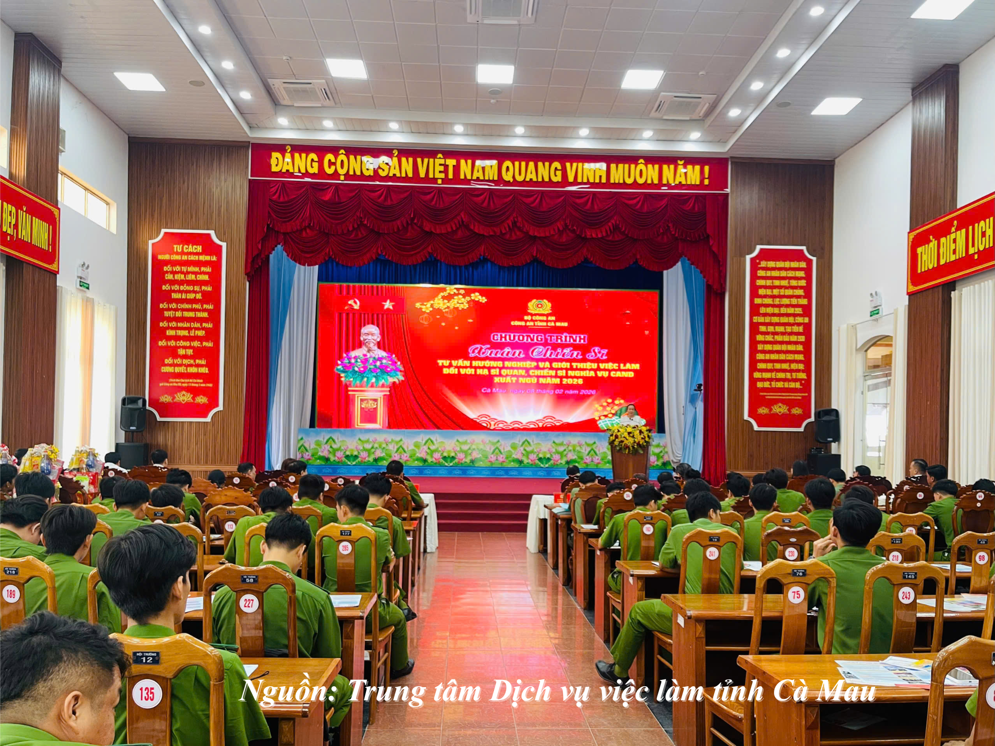 nguon-trung-tam-dich-vu-viec-lam-tinh-ca-mau.png