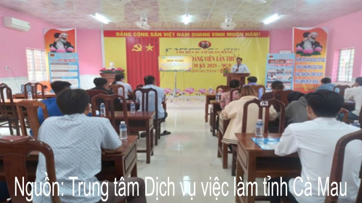 Tổ chức tư vấn, giới thiệu việc làm và tập huấn cho cộng tác viên đưa lao động đi làm việc ở nước ngoài theo hợp đồng