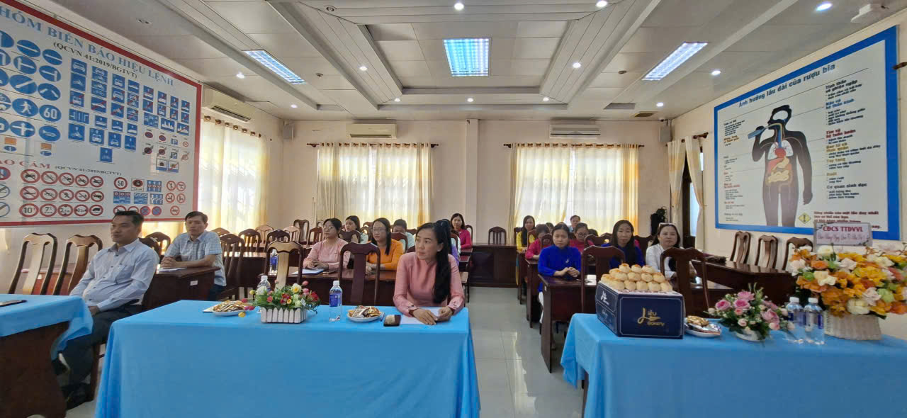 vcnld-tham-du-tsc.jpg