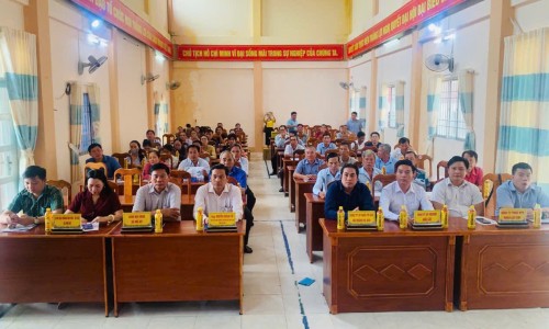 Phiên giao dịch việc làm “Cầu nối an sinh” tại xã Phú Mỹ