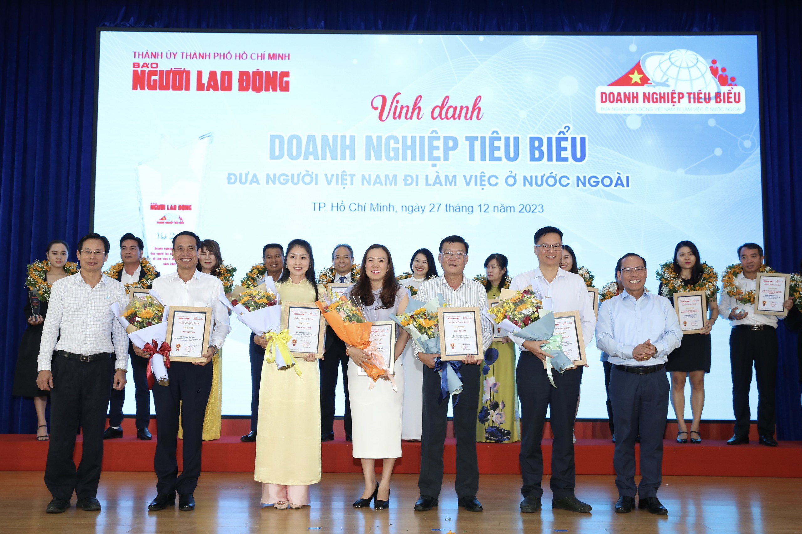 z5016647439607-dae2365dd7a53ff3cc537a0b1d3473f7.jpg