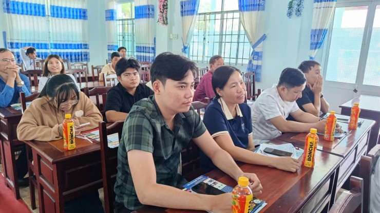 Phiên giao dịch việc làm xã Phong Hiệp: Góp phần thúc đẩy phát triển thị trường lao động, mở rộng cơ hội việc làm bền vững